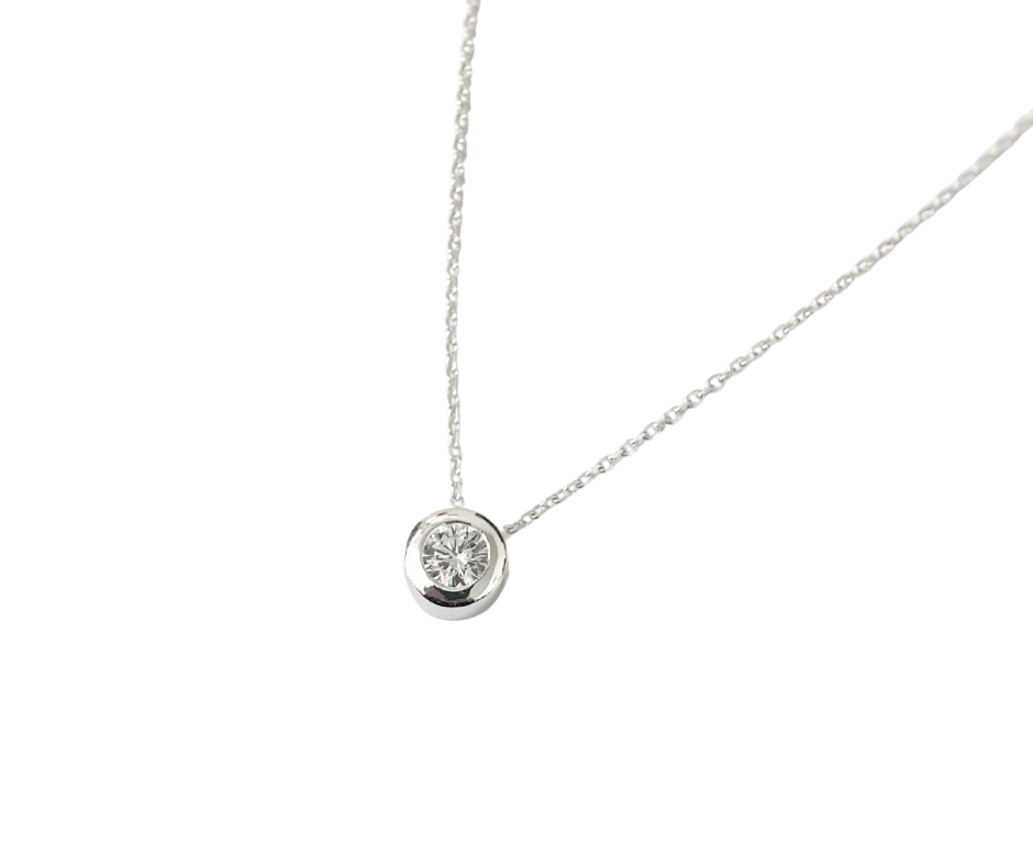 Single Stone Pendant